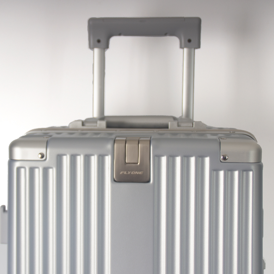 Durable Aluminum Frame Luggage